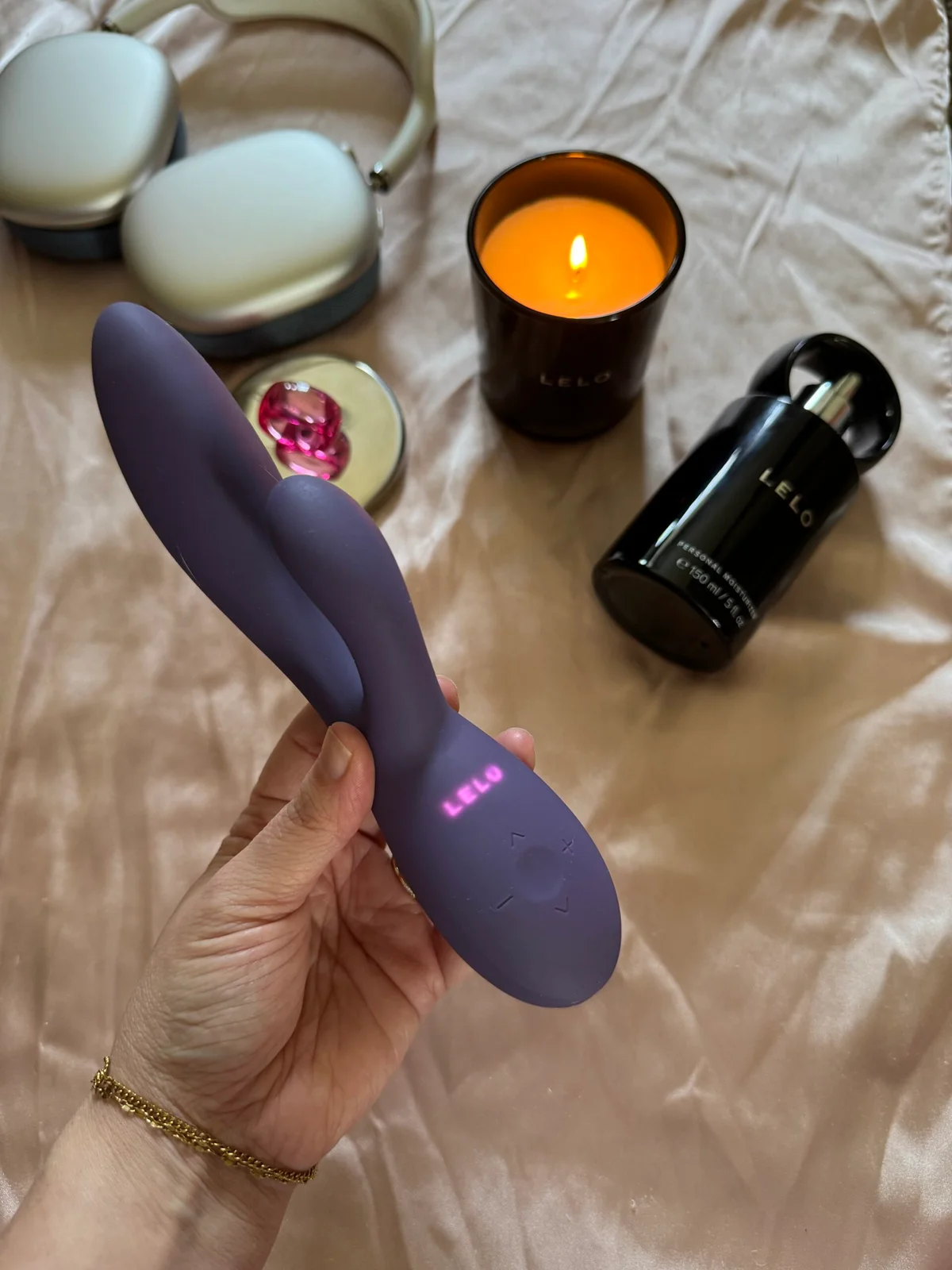 LELO INA Thrust Обзор: Это единственный вибратор-кролик, который вам нужен?